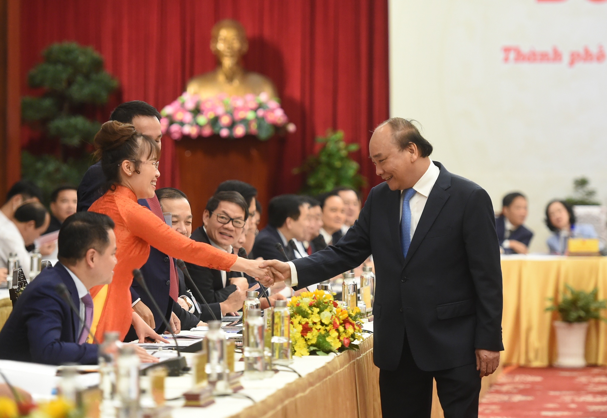 doi thoai 2045 anh 3