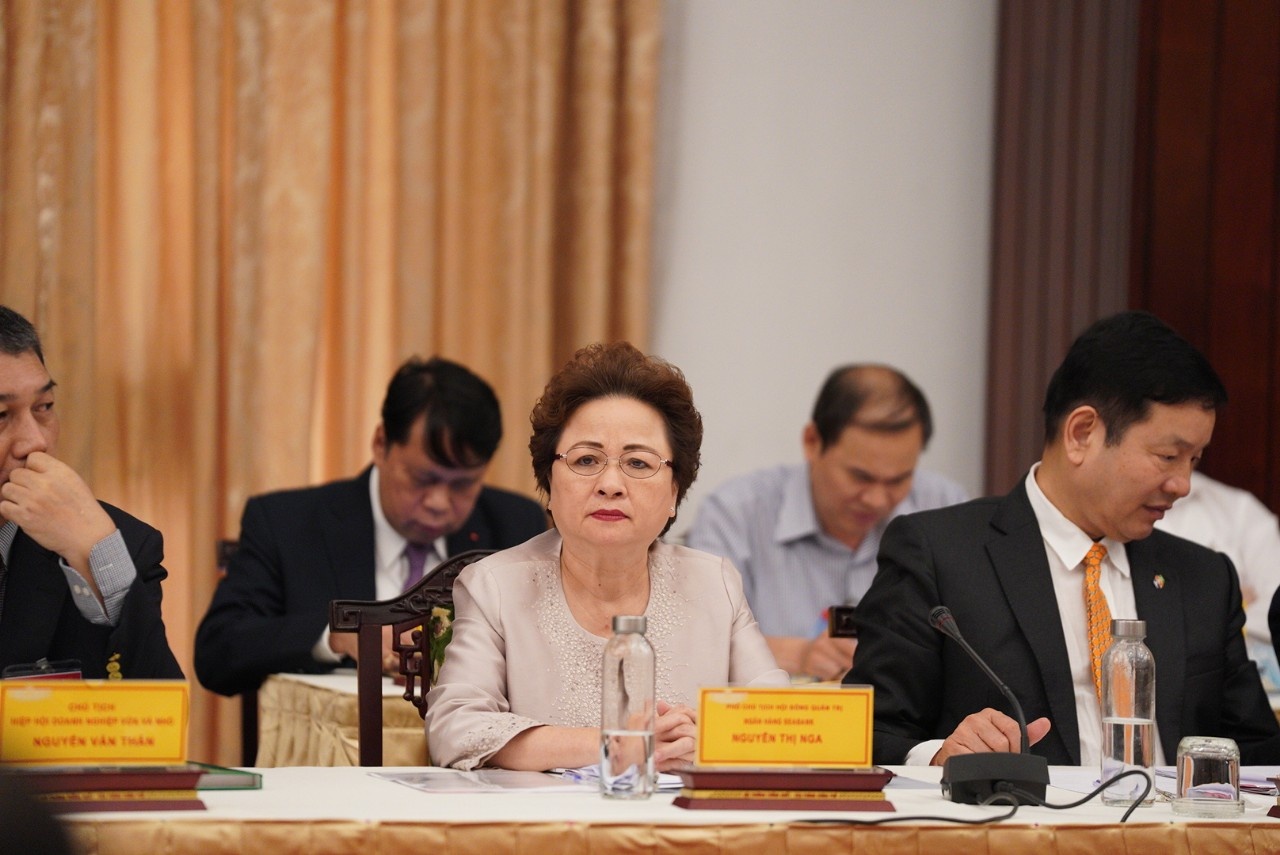 doi thoai 2045 anh 11