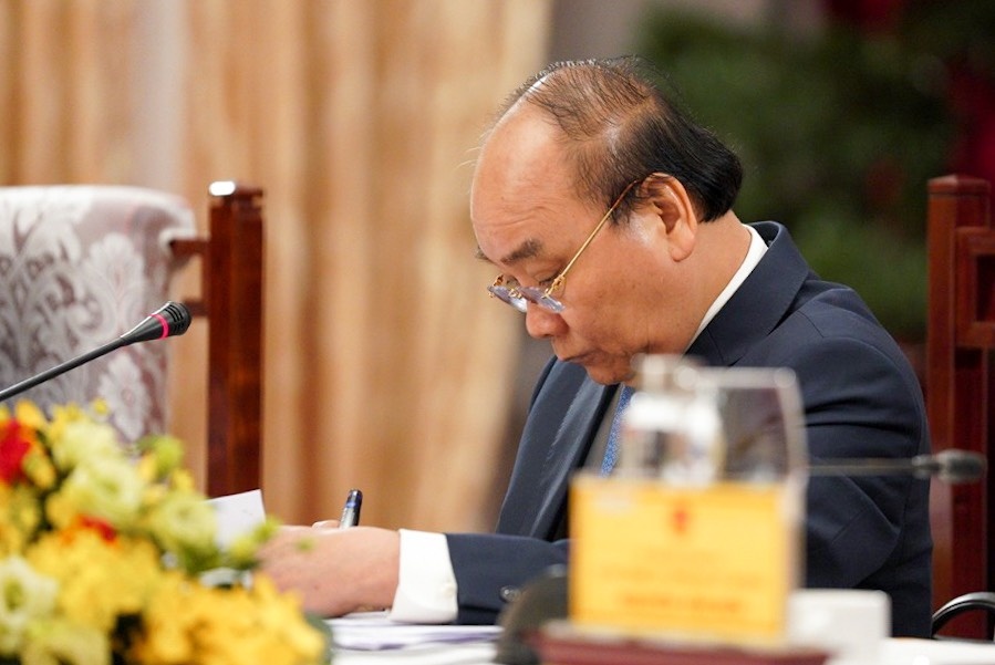 doi thoai 2045 anh 12