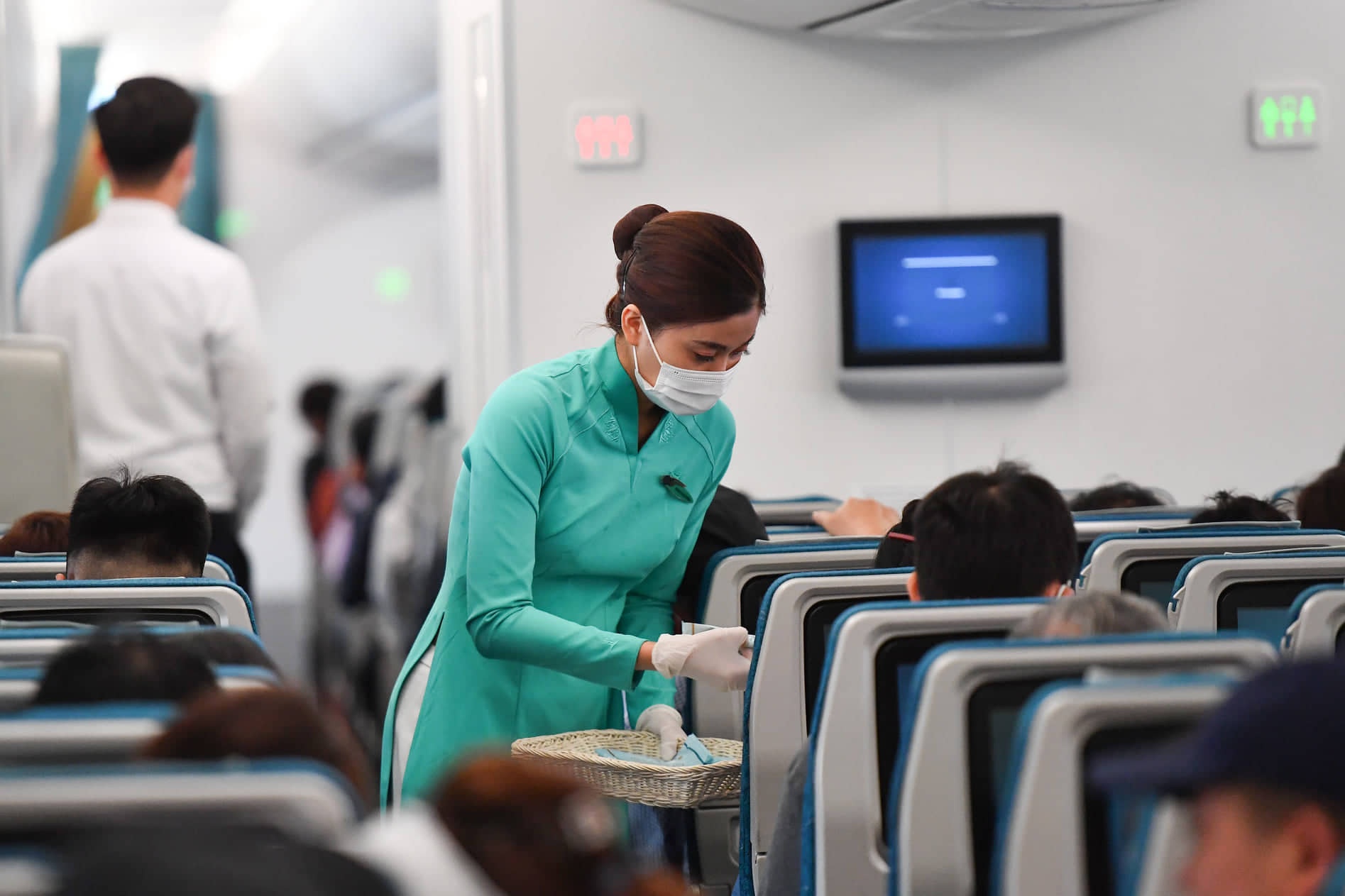 Du bao gia ve may bay nam 2021 giam 1/3 so voi 2019 hinh anh