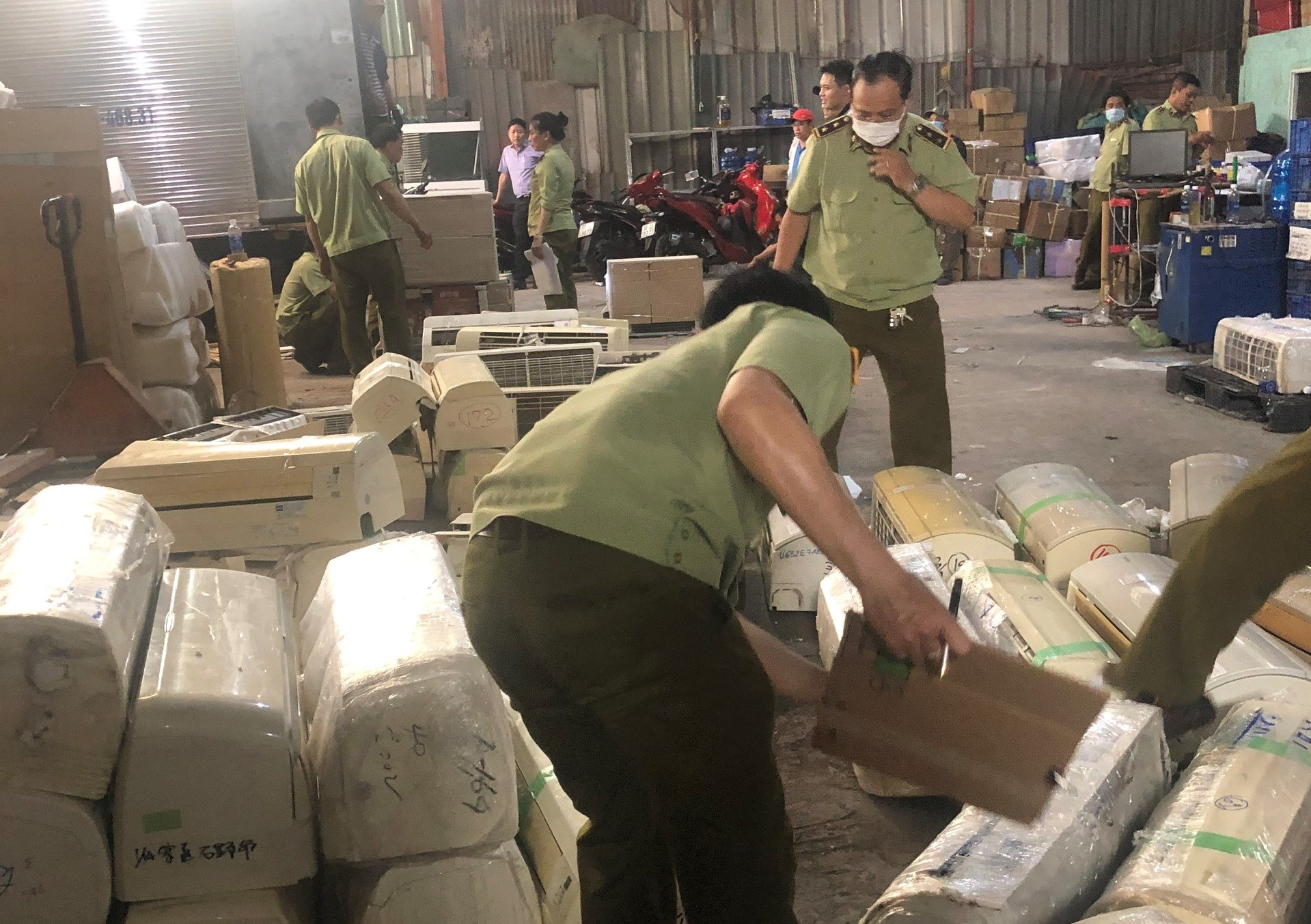 bat kho hang bai nhat anh 1