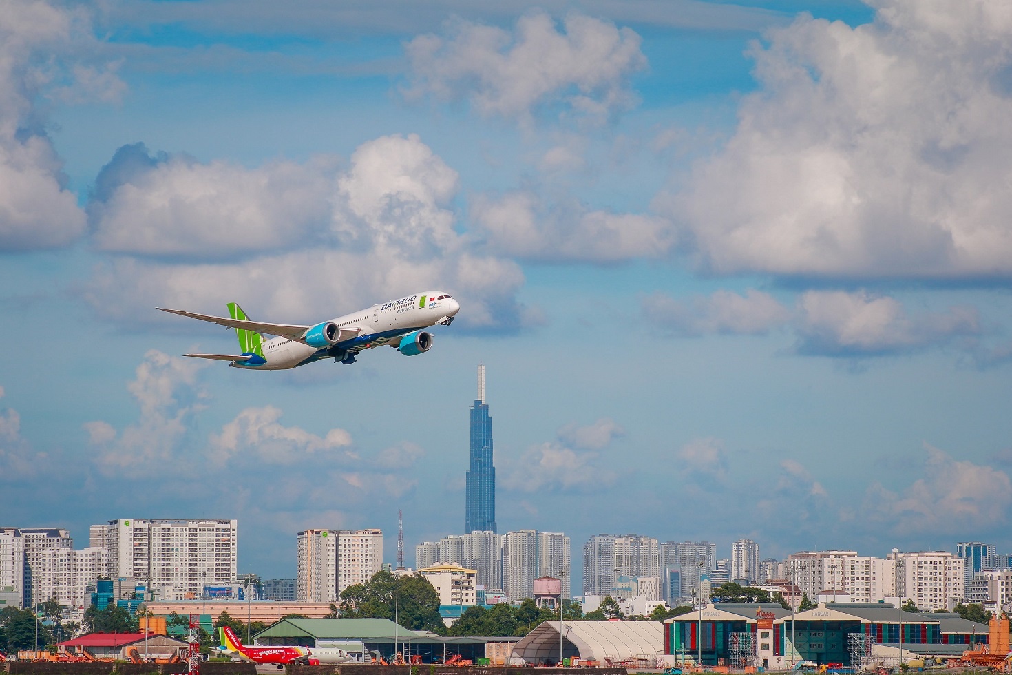 Hang bay 'xa' ve dip le vao phut chot hinh anh