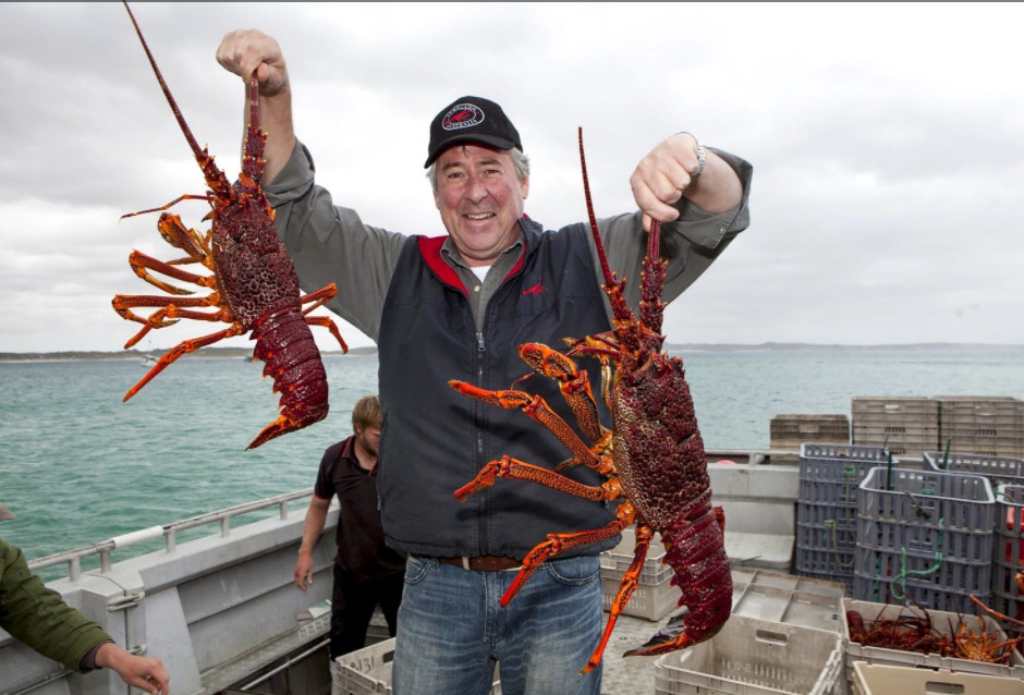 Bi Trung Quoc tay chay, tom hum Australia tim thi truong moi hinh anh