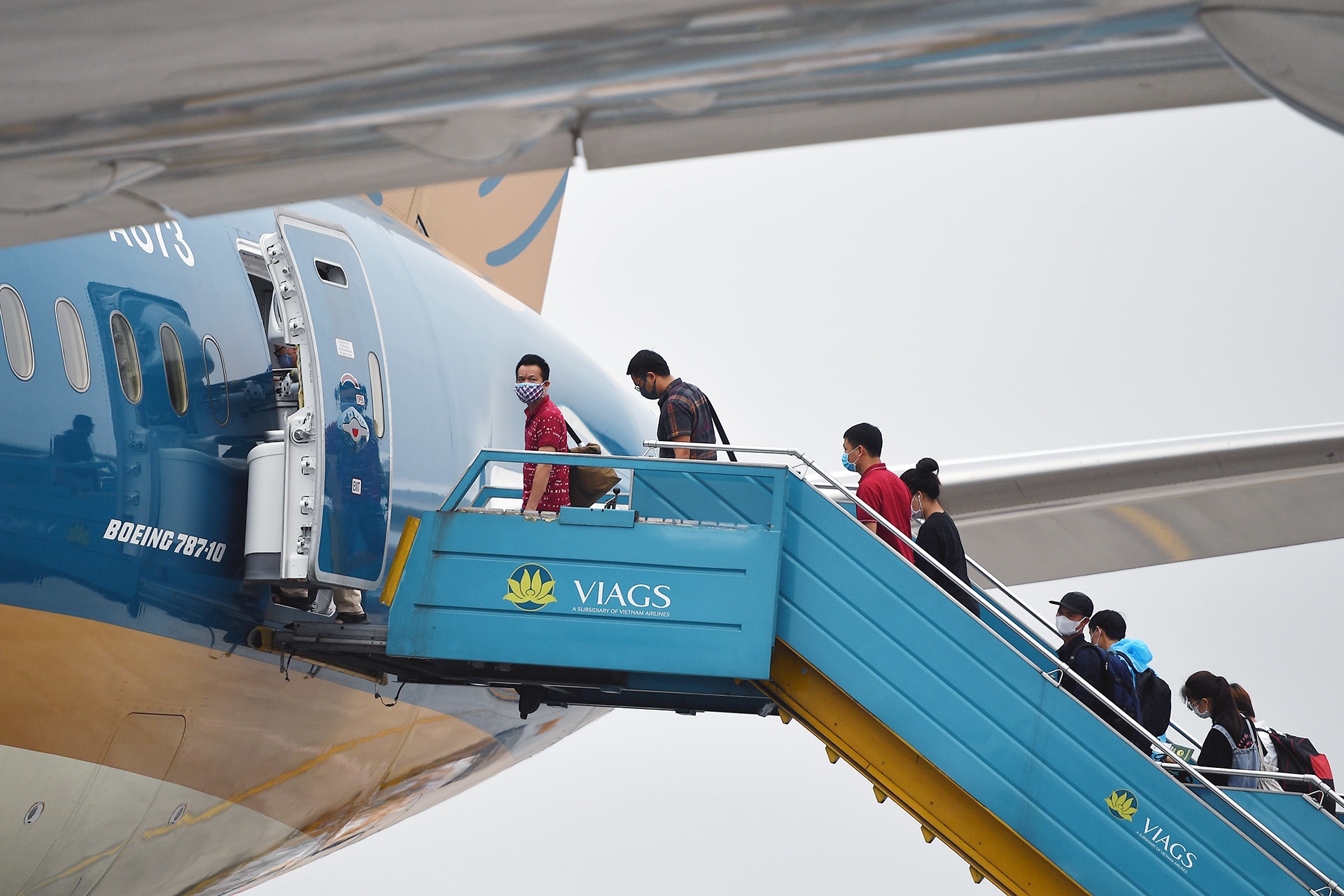 ngung bay tp.hcm dong hoi anh 1