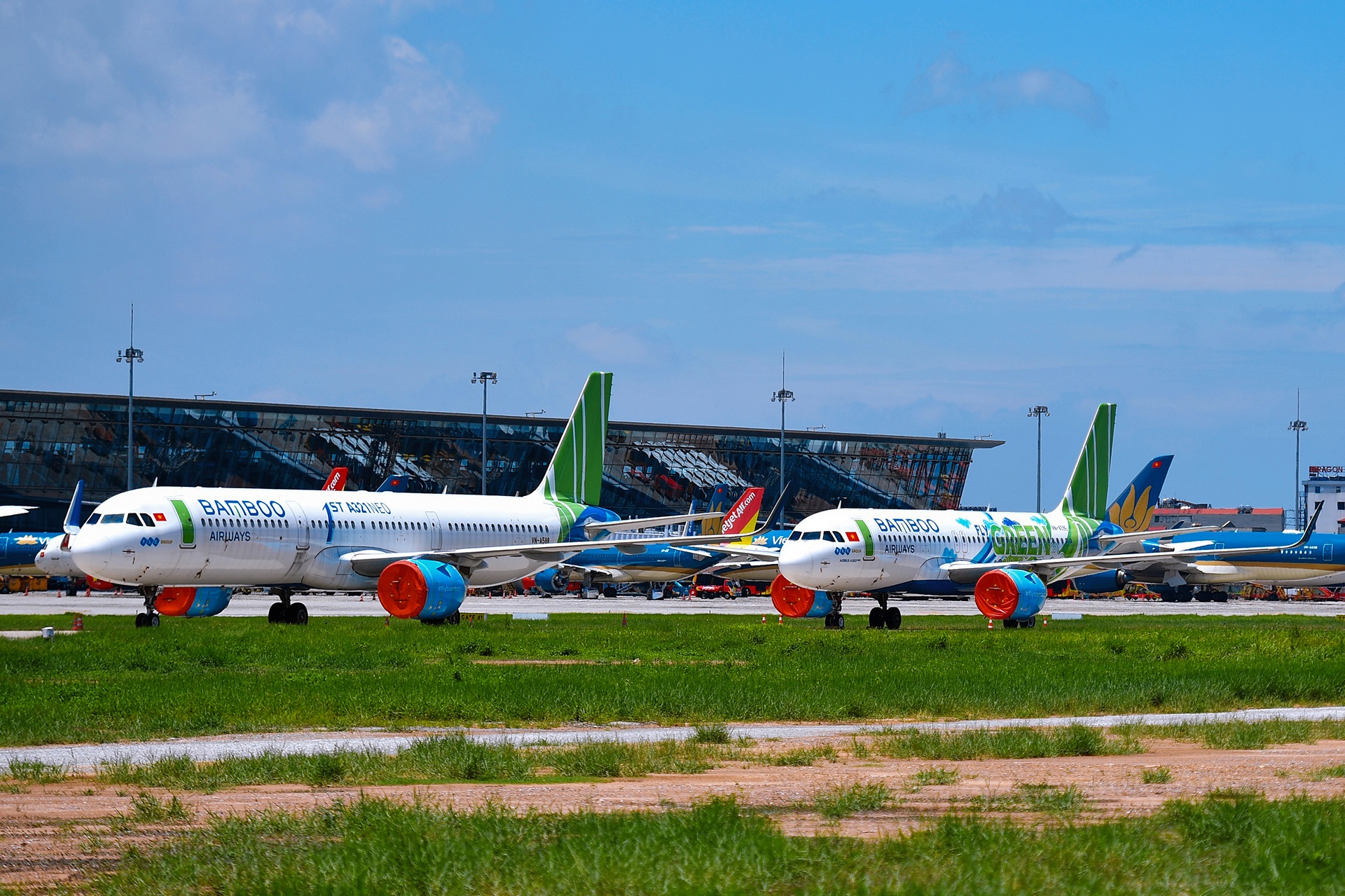 gia ve may bay tet 2022 anh 1