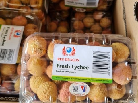 Vai thieu Thanh Ha ban hon 500.000 dong/kg tai Phap hinh anh