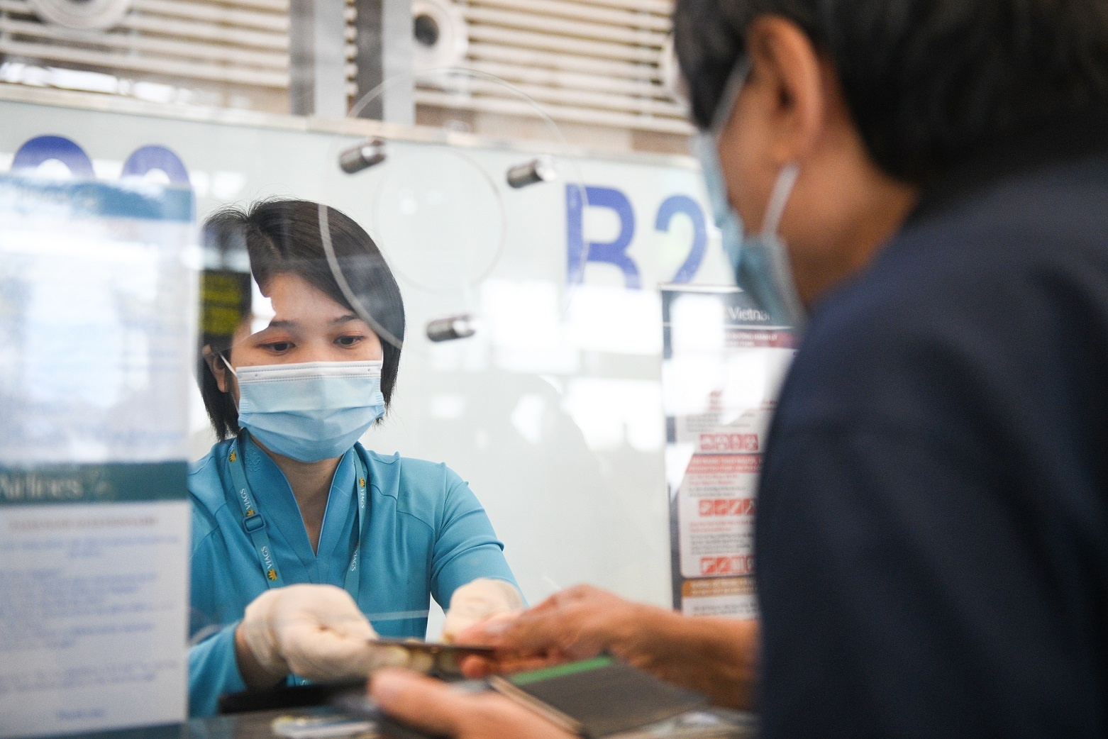 Nhieu nuoc mong muon Viet Nam khong cach ly nguoi da tiem vaccine hinh anh