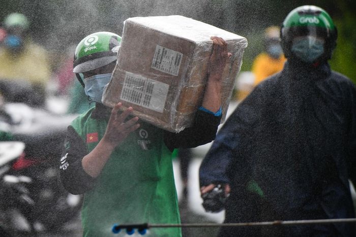 Kien nghi go bo han che voi shipper va hang hoa khong thiet yeu hinh anh