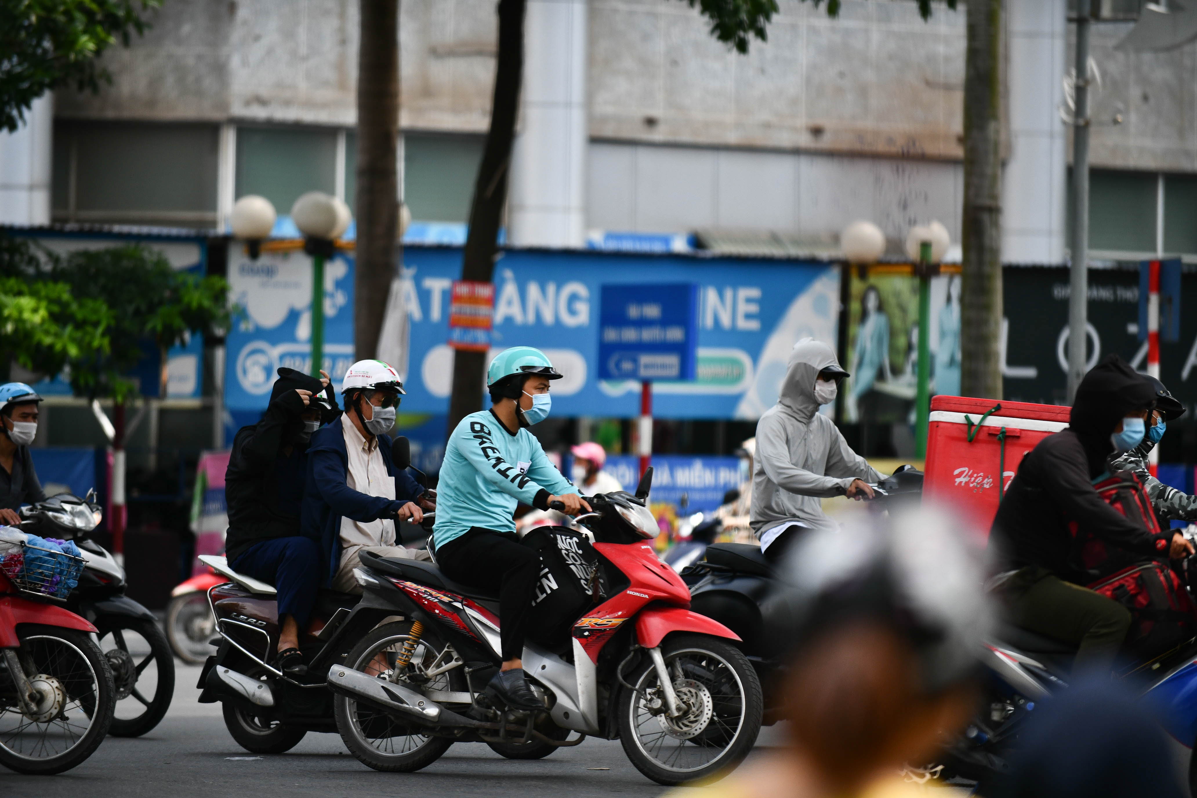 di cho ho tp.hcm anh 1