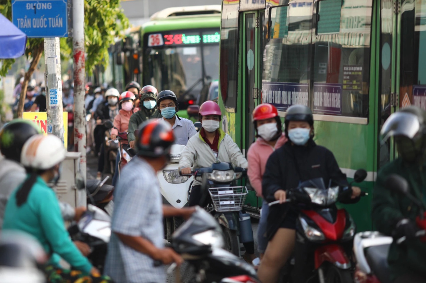 taxi cong nghe tp.hcm anh 2