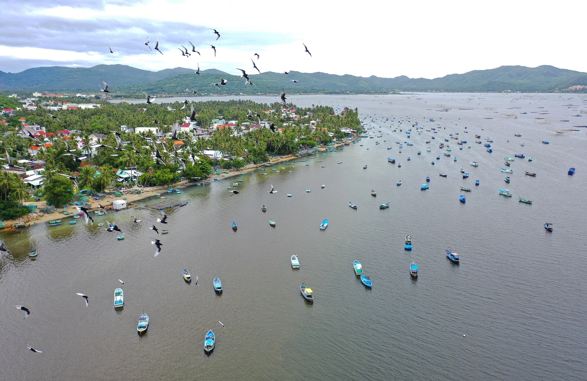 bat dong san du lich anh 2