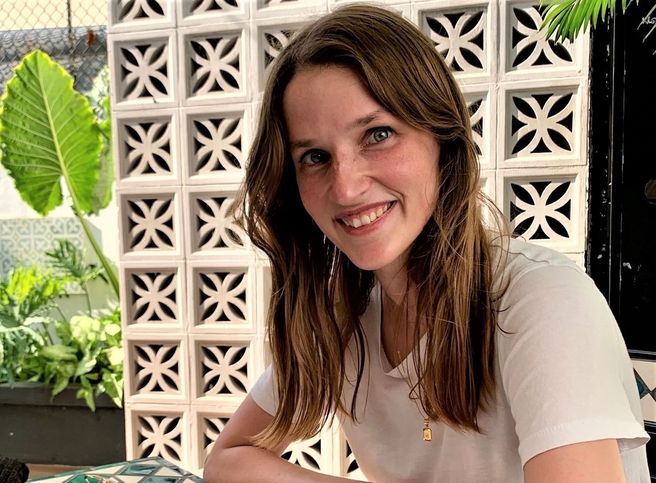 Den TP.HCM tham ban trai, co gai Bi 'nghien' do an o day hinh anh