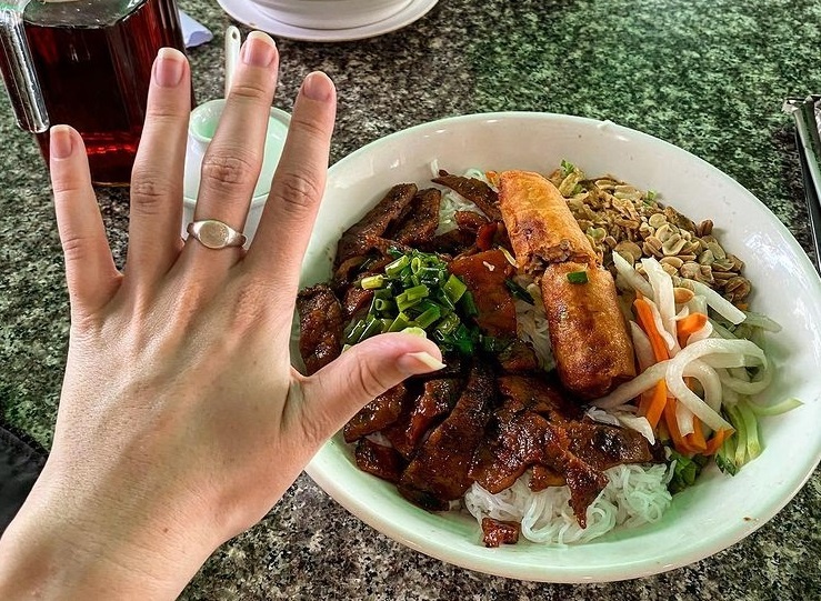 co gai Bi me am thuc Viet anh 3