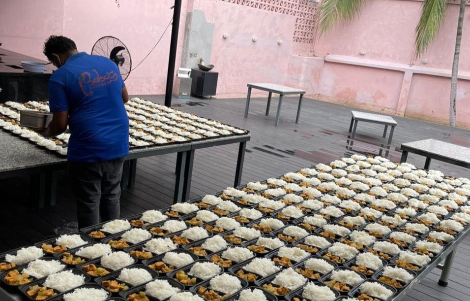 chu nha hang An phat com tu thien anh 5