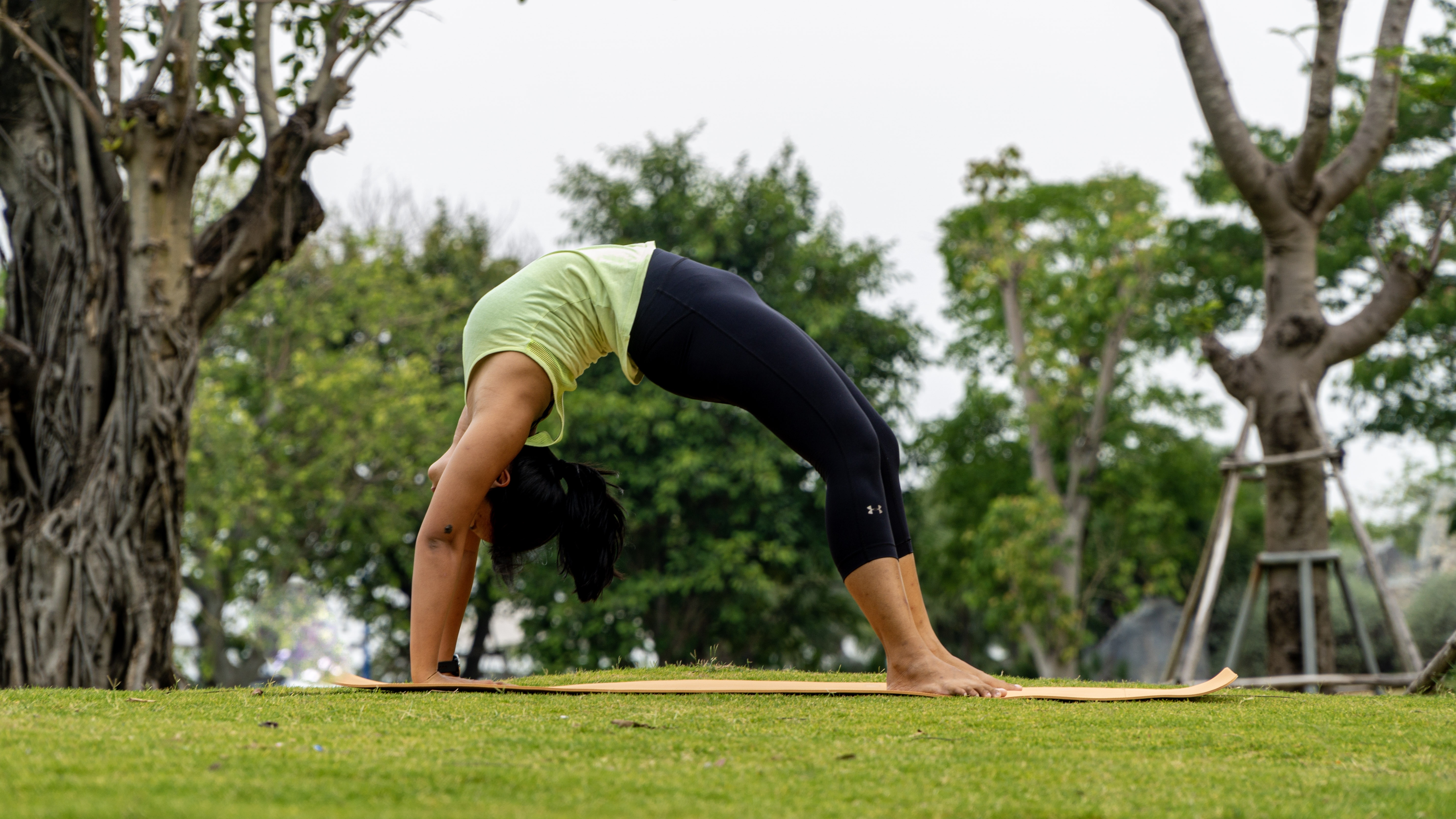 cô giáo nước ngoài mở lớp yoga miễn phí ảnh 4 co giao nuoc ngoai mo lop yoga mien phi anh 4