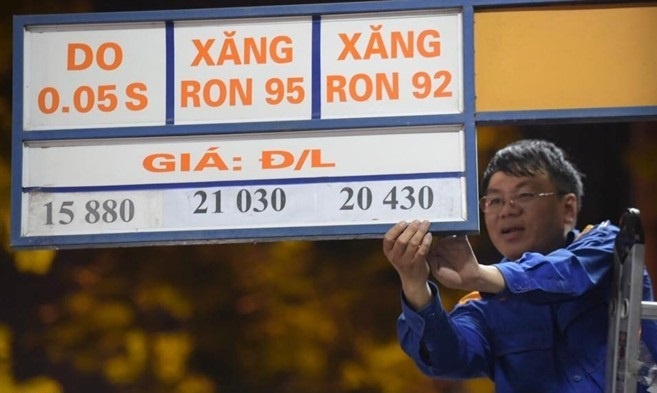 Sap den chu ky, gia xang tang hay giam? hinh anh