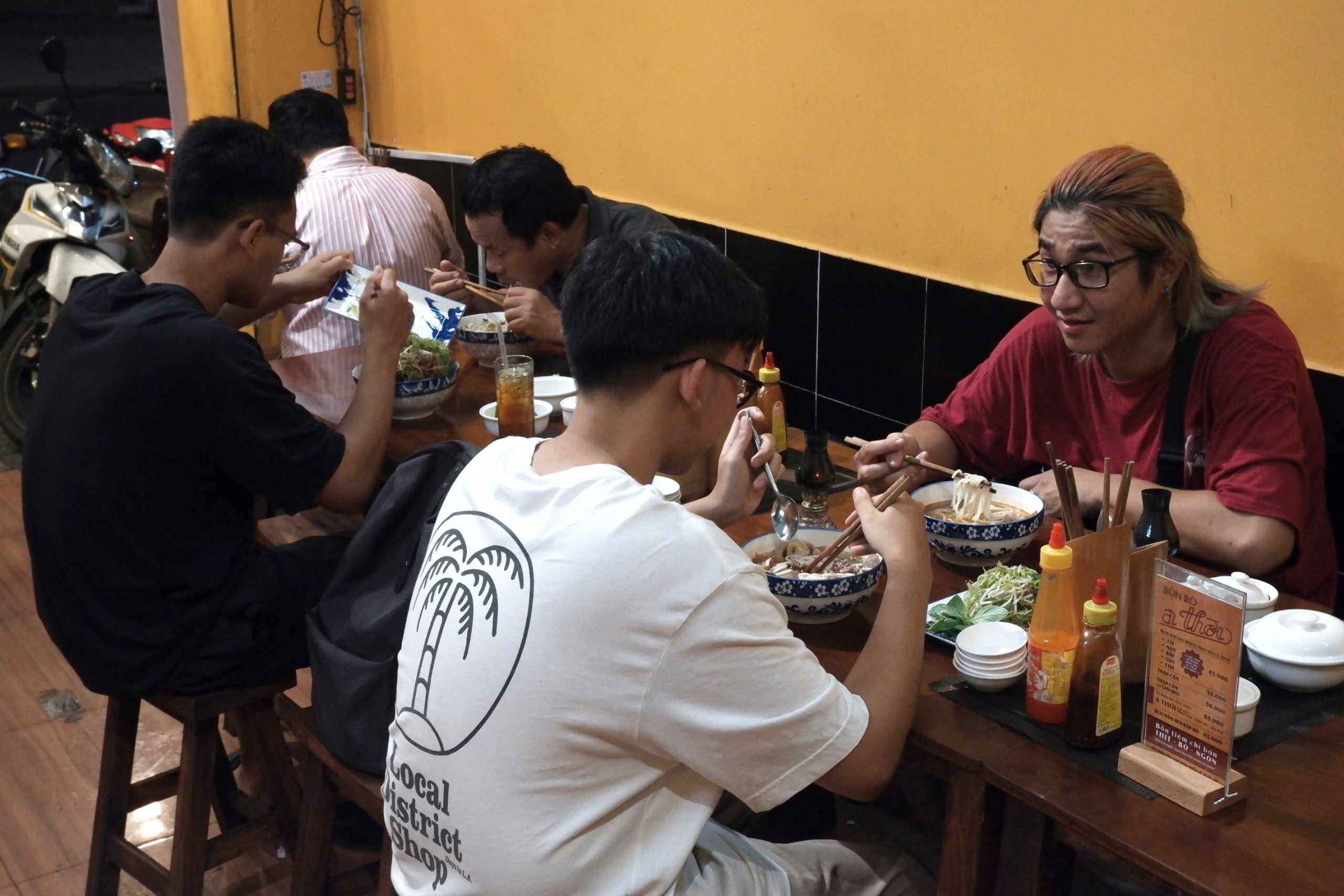 bun bo den dau o tphcm anh 8