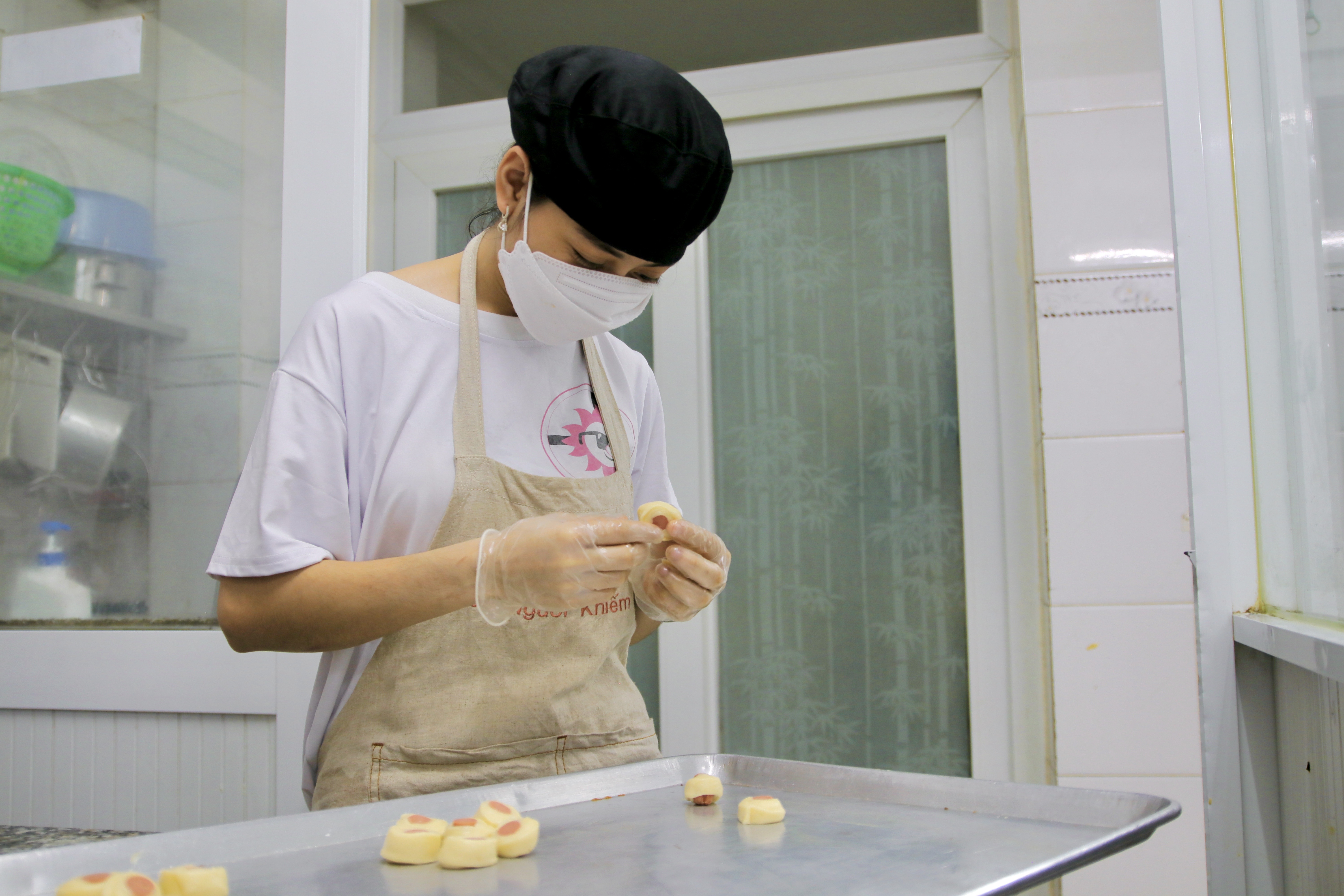 tiem banh khiem thi anh 4