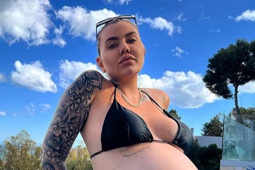 KOL kiem tien nho ban hinh bung bau hinh anh