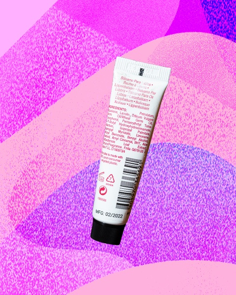 a hau phuong nhi anh 12