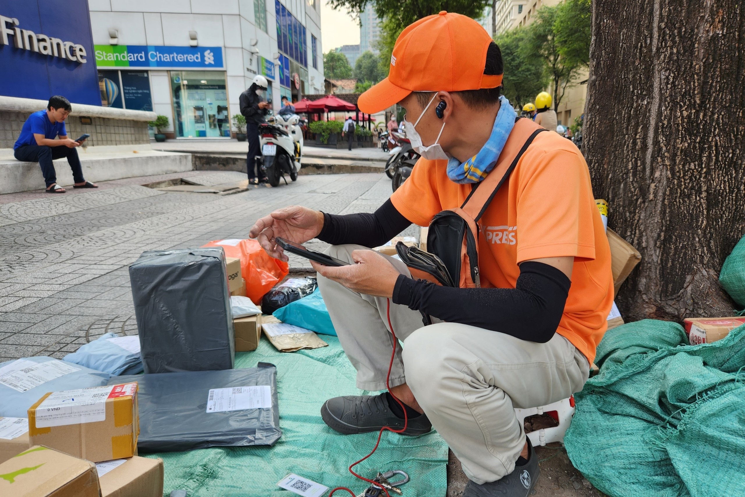 ship hang cuoi nam anh 2