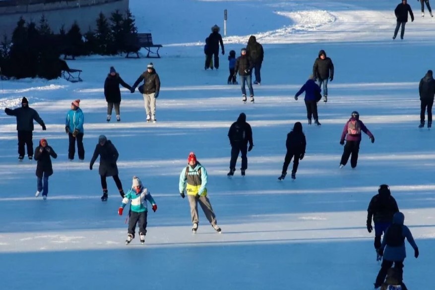 san truot bang khong lo anh 1