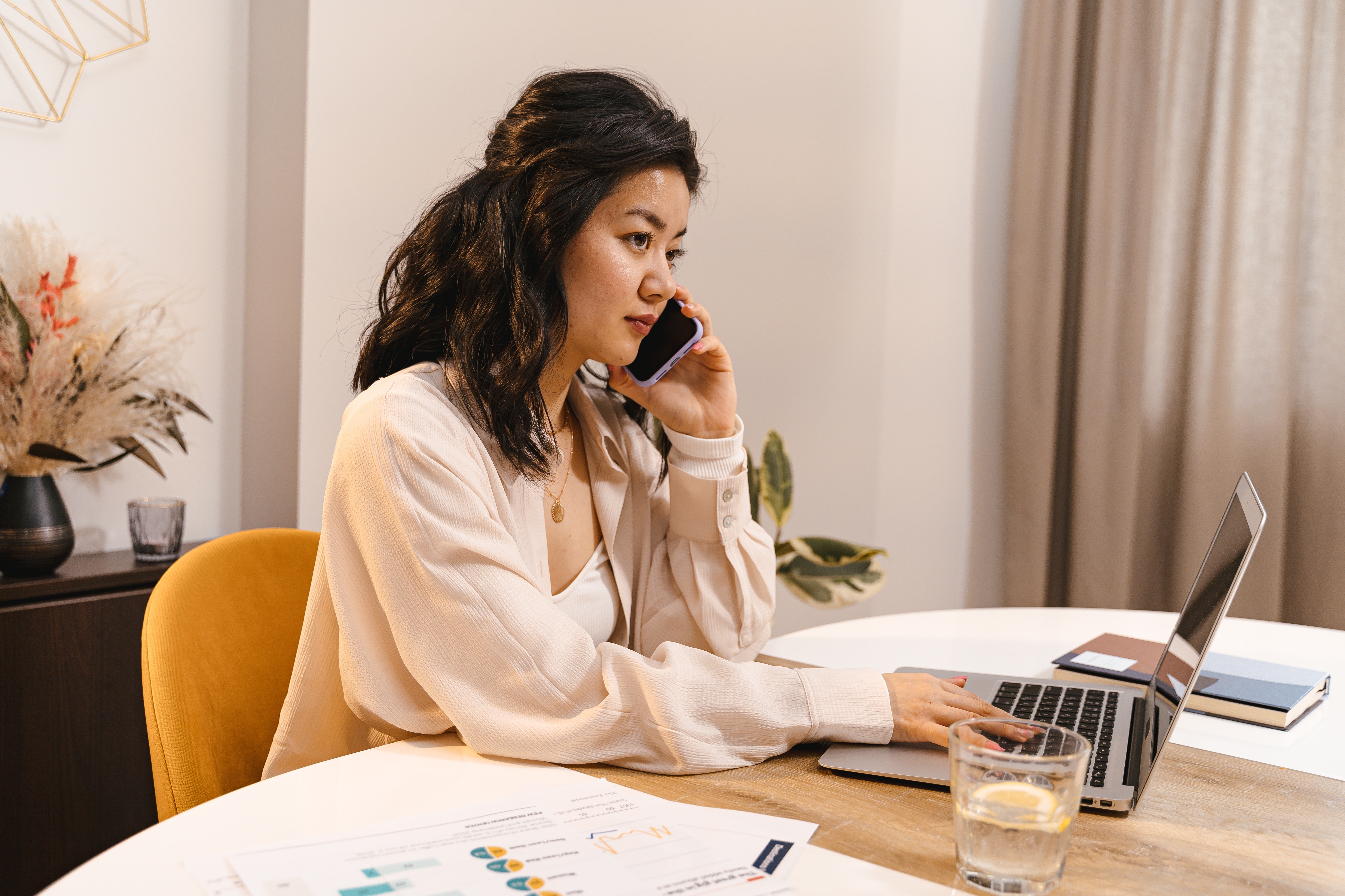 Tap the co the thut lui khi sep mai khong 'roi ghe' hinh anh