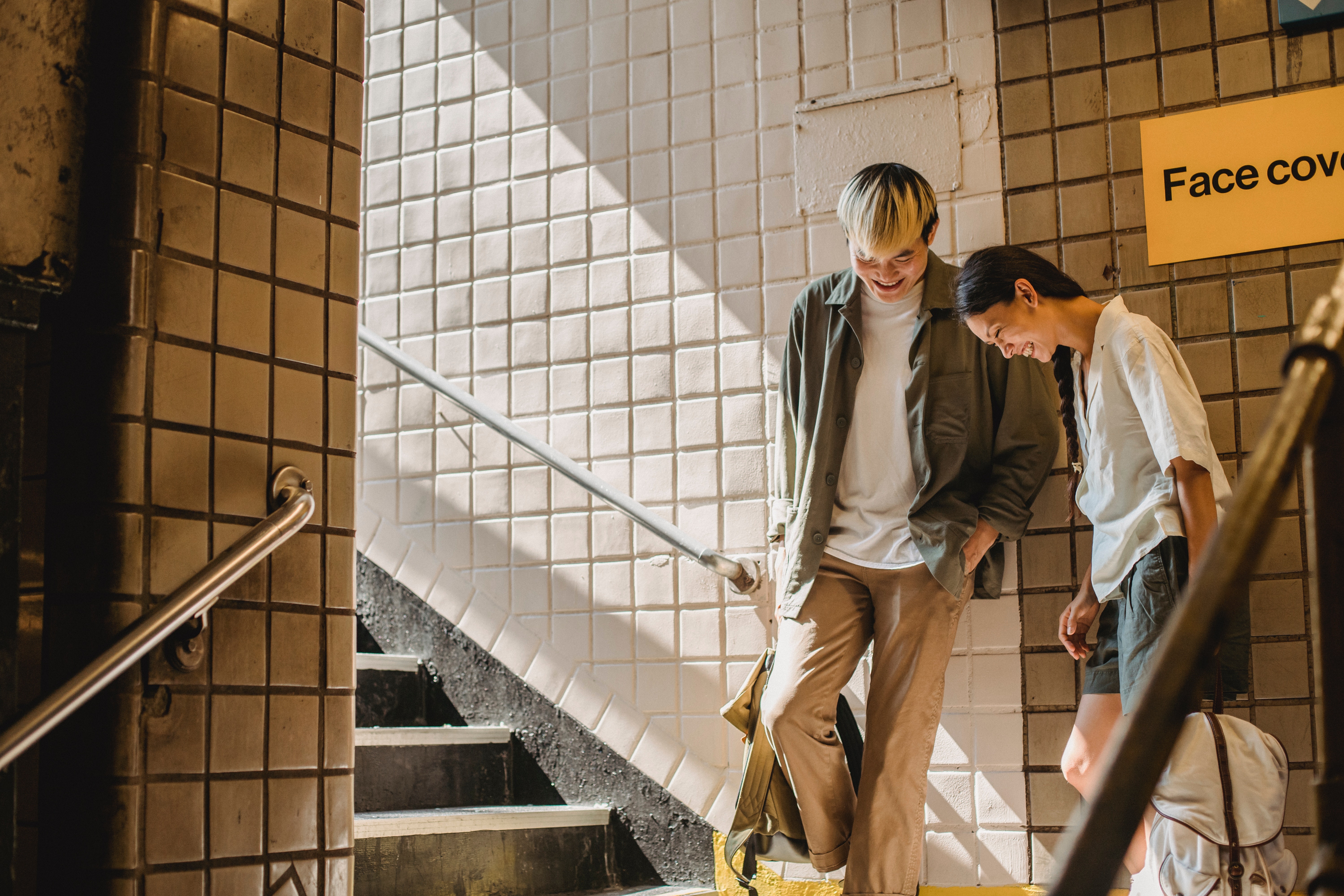 Co giu khoang cach du con yeu hinh anh