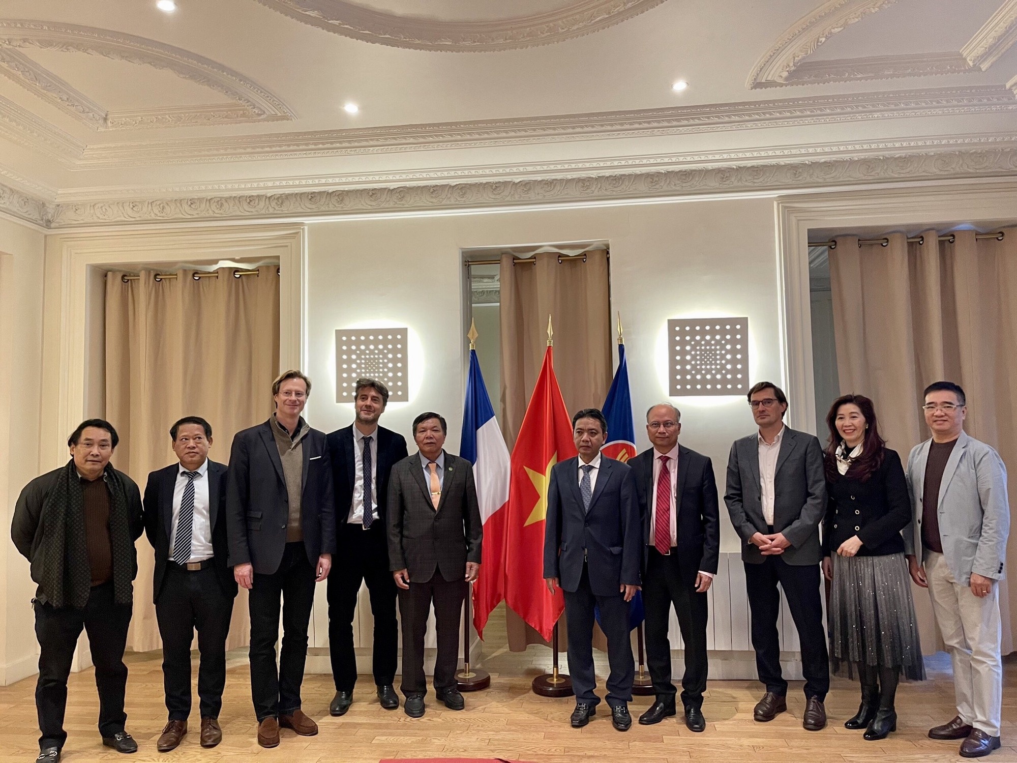 an trieu Nguyen anh 1