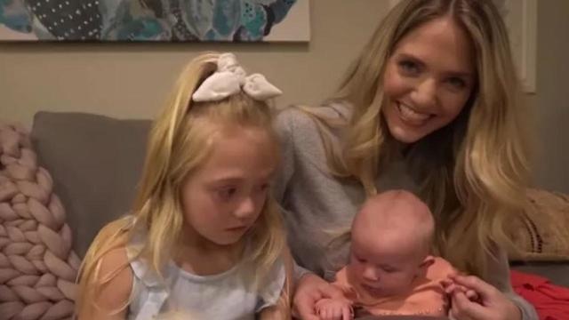 Chơi khăm con cái và đăng lên mạng là điều tàn nhẫn ảnh 1 Choi kham con cai va dang len mang la dieu tan nhan anh 1