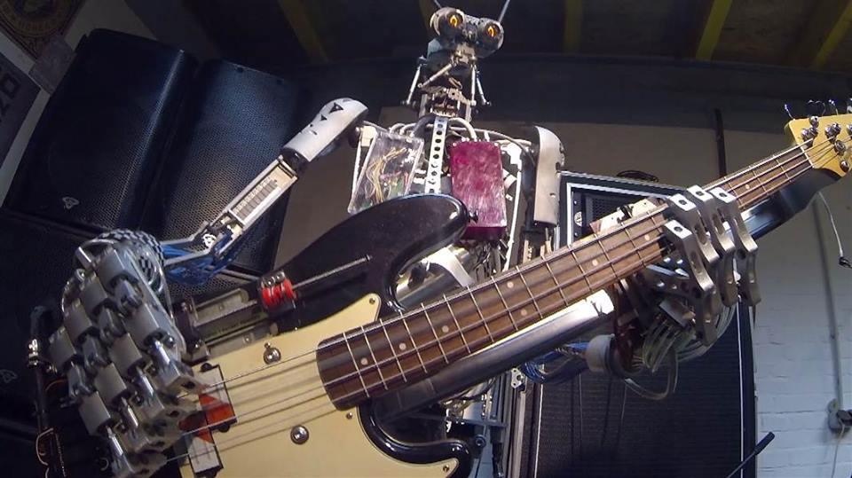 Moi ban nghe thu nhac Rock do AI sang tac hinh anh