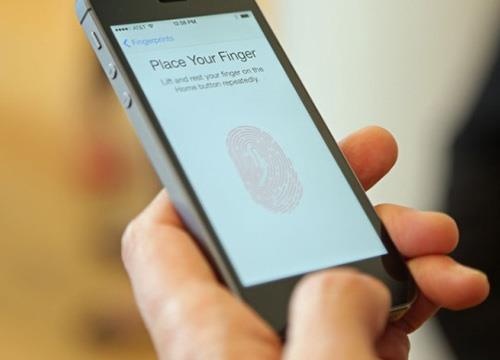 Tinh nang Apple loai bo 2 nam truoc se tro lai tren iPhone 11 hinh anh