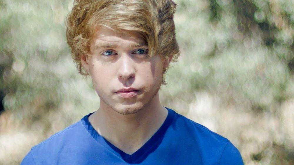 YouTuber bi bat vi au dam,  Austin Jones bi bat anh 1