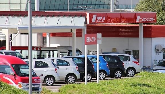 Nguoi Nhat thue xe khong de chay anh 1