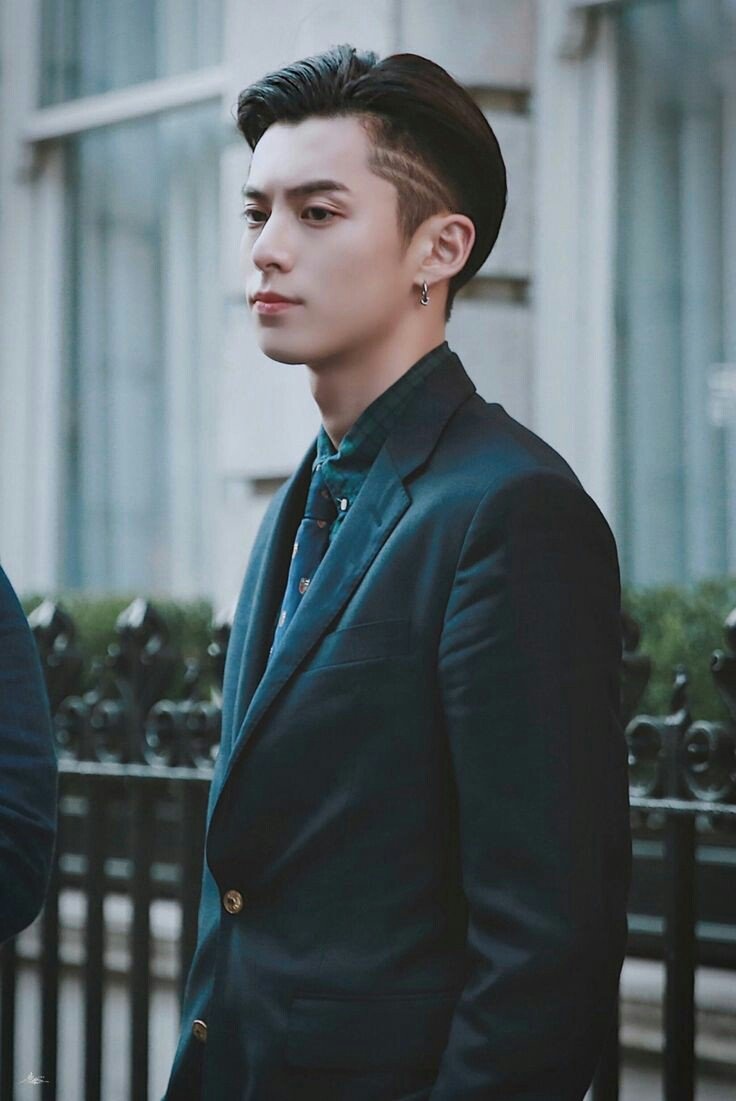 Quá khứ nổi loạn của mỹ nam Vườn sao băng 2018 ảnh 9 Qua khu noi loan cua my nam Vuon sao bang 2018 anh 9