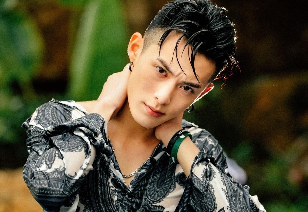 Qua khu on ao cua my nam 'Vuon sao bang' hinh anh