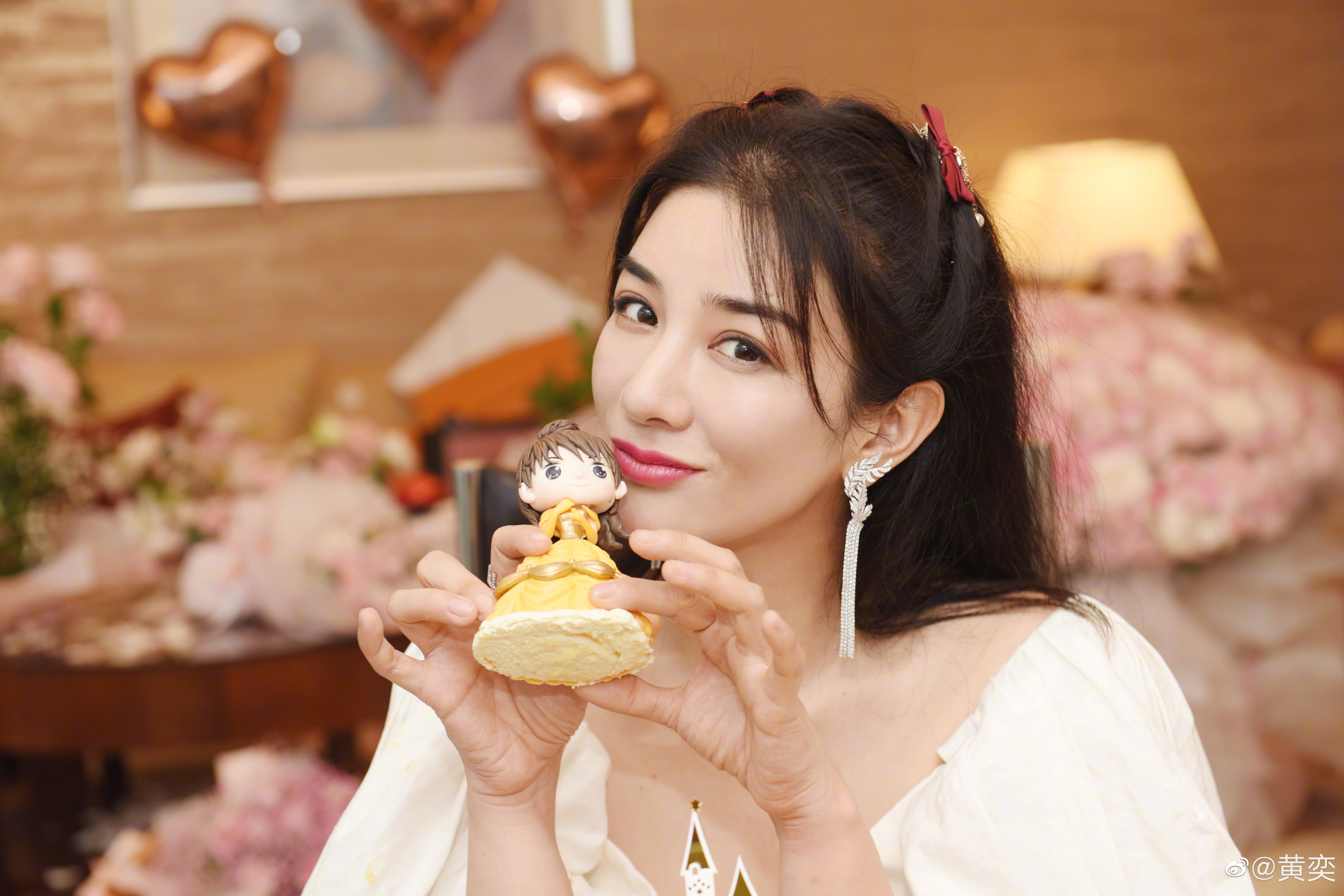 Huynh Dich tre trung o tuoi 43 anh 1