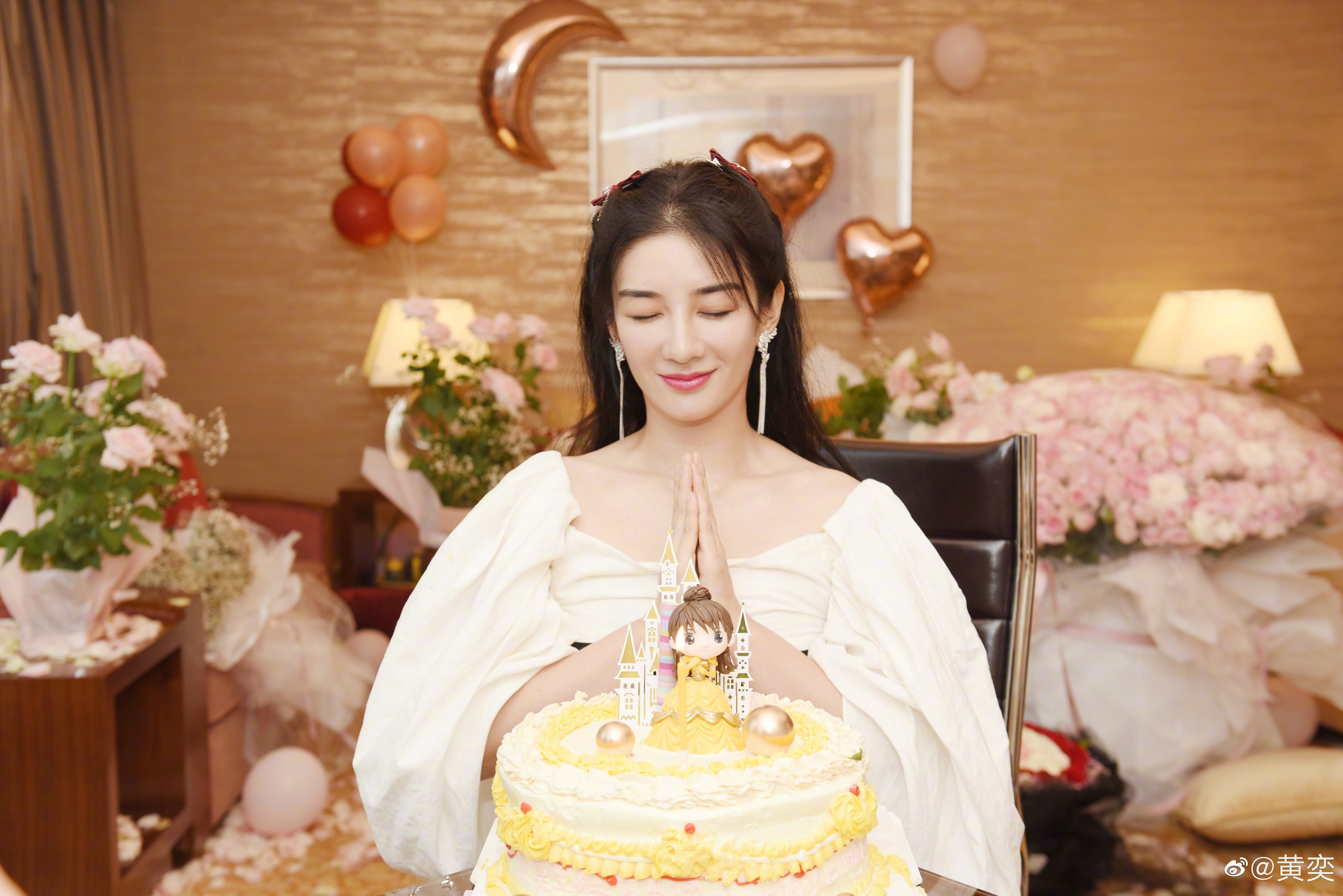 Tuoi 43 cua Huynh Dich hinh anh