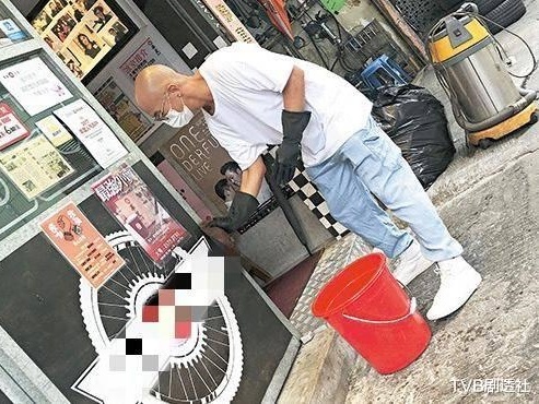 Tài tử TVB làm phục vụ quán ăn ảnh 3 Tai tu TVB lam phuc vu quan an anh 3