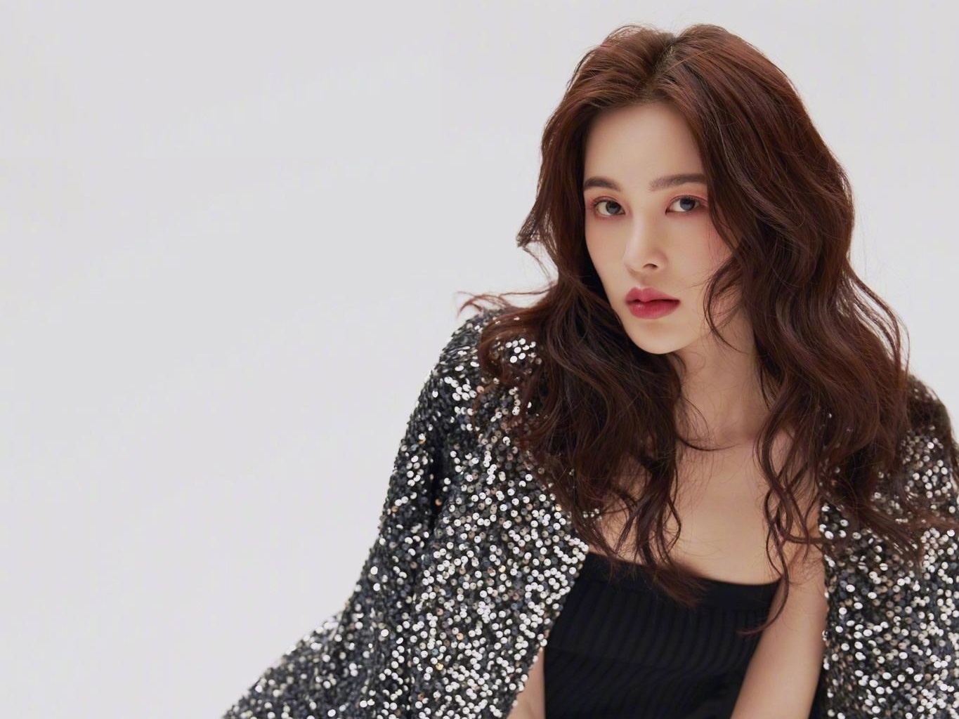 Nu chinh Truong An Nac lam thi phi anh 12