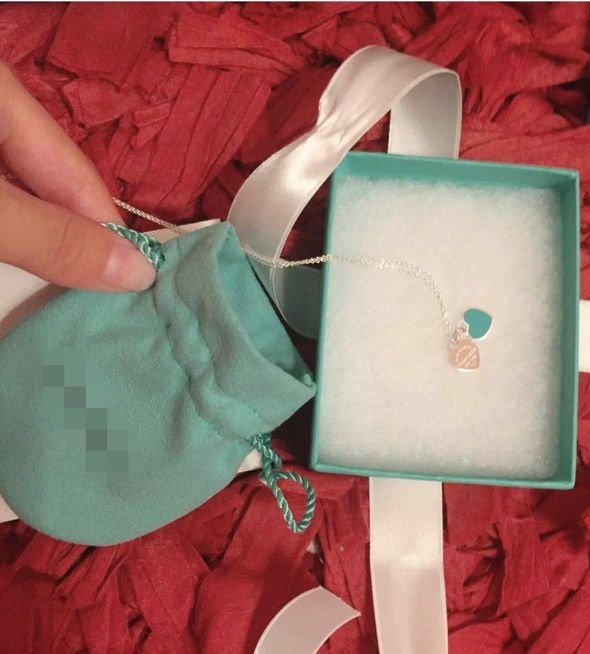 Vo Tran Hao Dan bi nghi ban hang gia anh 2