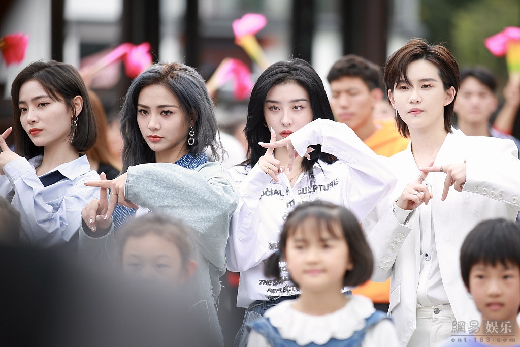 THE9 ghi hinh MV ca nhac moi anh 9