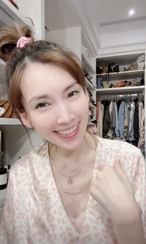 Mat moc cua vo Lam Chi Dinh anh 2