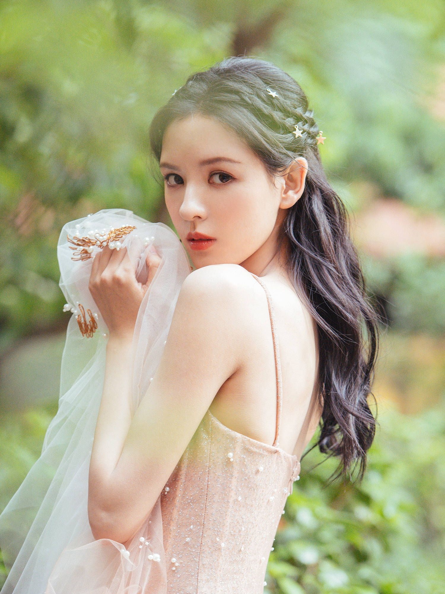 Con đường thành sao của hot girl Trung Quốc ảnh 2 Con duong thanh sao cua hot girl Trung Quoc anh 2