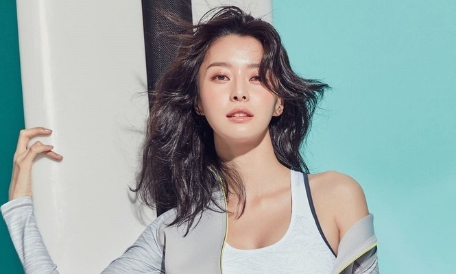 Nu dien vien Kwon Nara tung suyt bi tan cong tren pho hinh anh