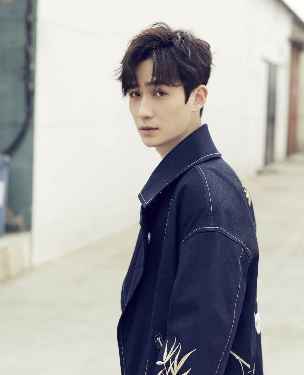 Chu Nhat Long ket hon co con anh 4