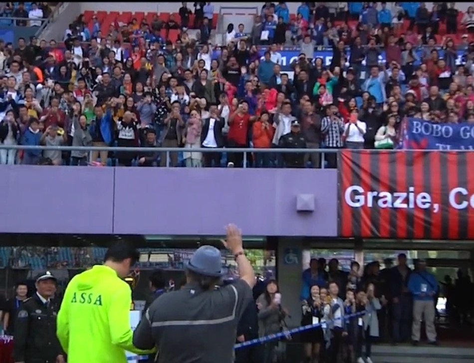 Sức khỏe của Hồng Kim Bảo ảnh 4 Suc khoe cua Hong Kim Bao anh 4