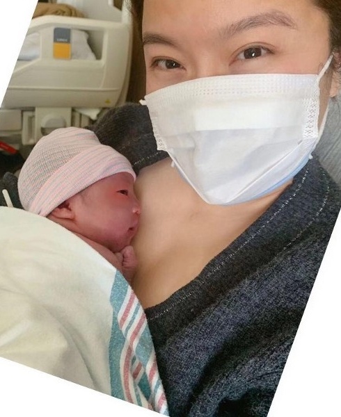 Bậc thầy piano Trung Quốc làm cha ở tuổi 81 ảnh 2 Bac thay piano Trung Quoc lam cha o tuoi 81 anh 2