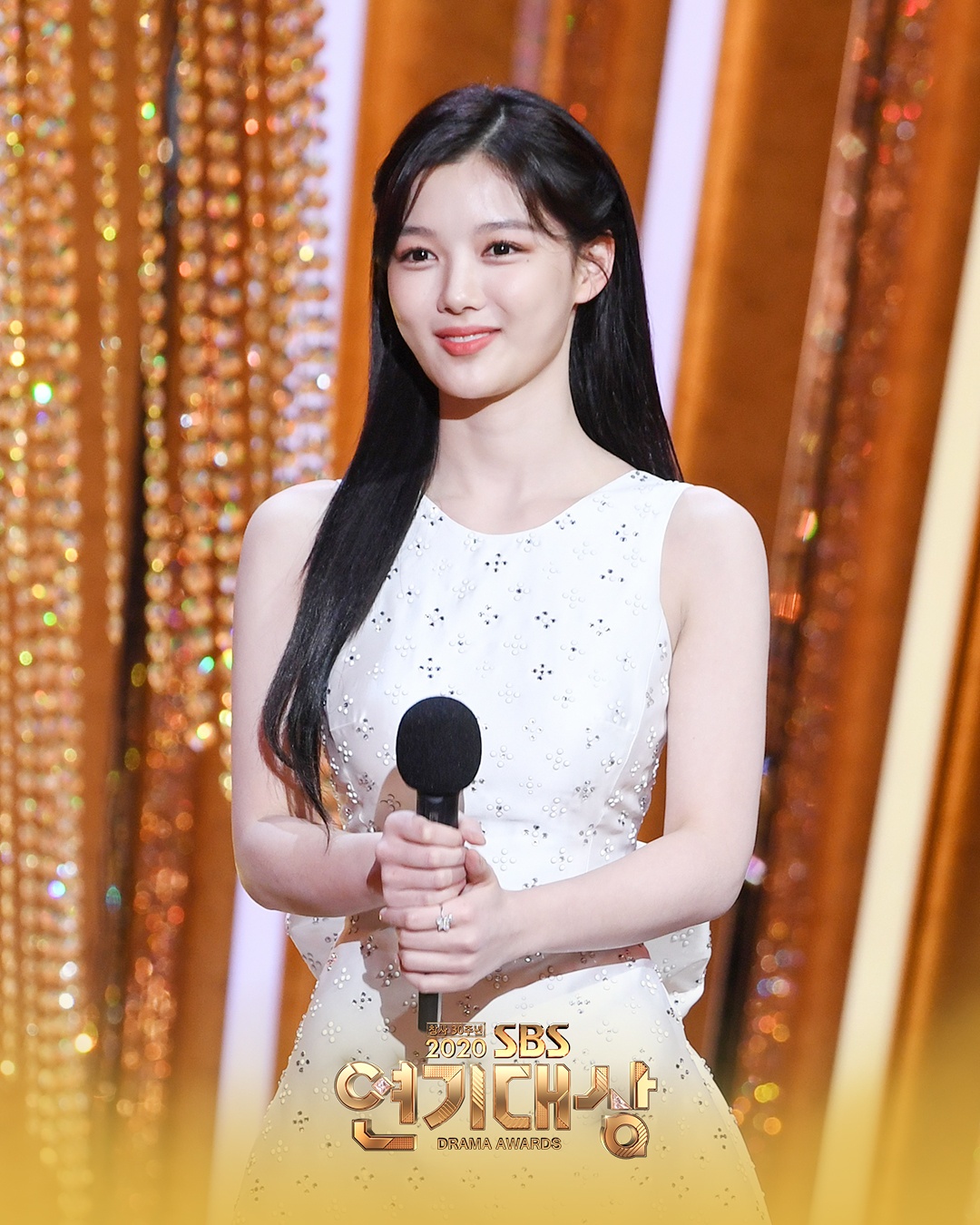 Nhan sac Kim Yoo Jung anh 3