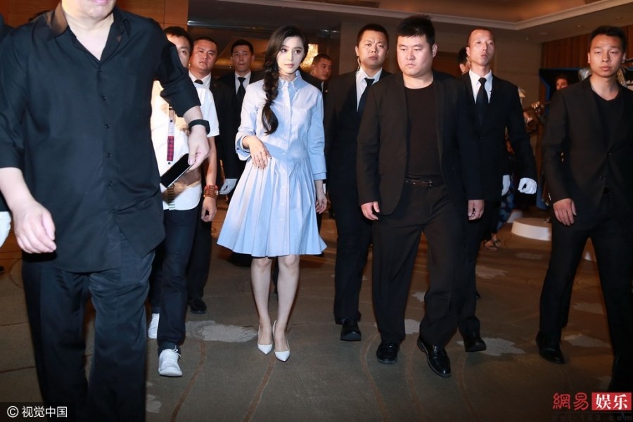 Sao Trung Quoc huy dong dong dao ve si anh 3